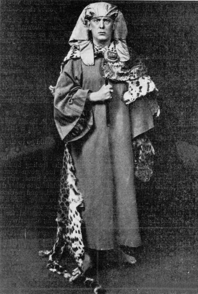 Crowley in Golden Dawn garb, 1910